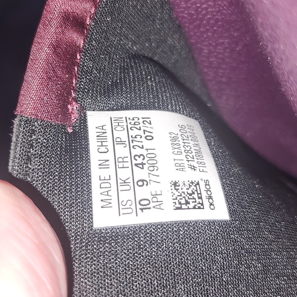 New Wmns Adilette Slide 'Victory Crimson Size 9 - Picture 11 of 15
